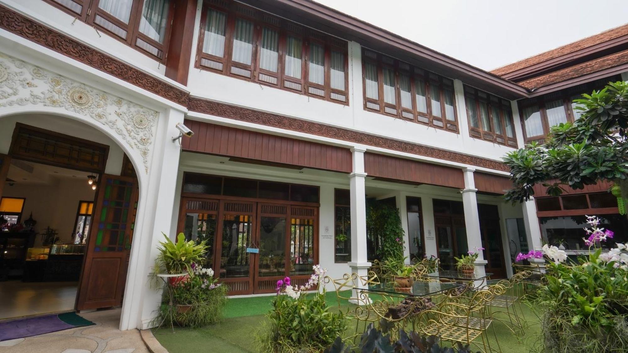 צ'יאנג מאי Kodchasri Thani Hotel Chiangmai מראה חיצוני תמונה