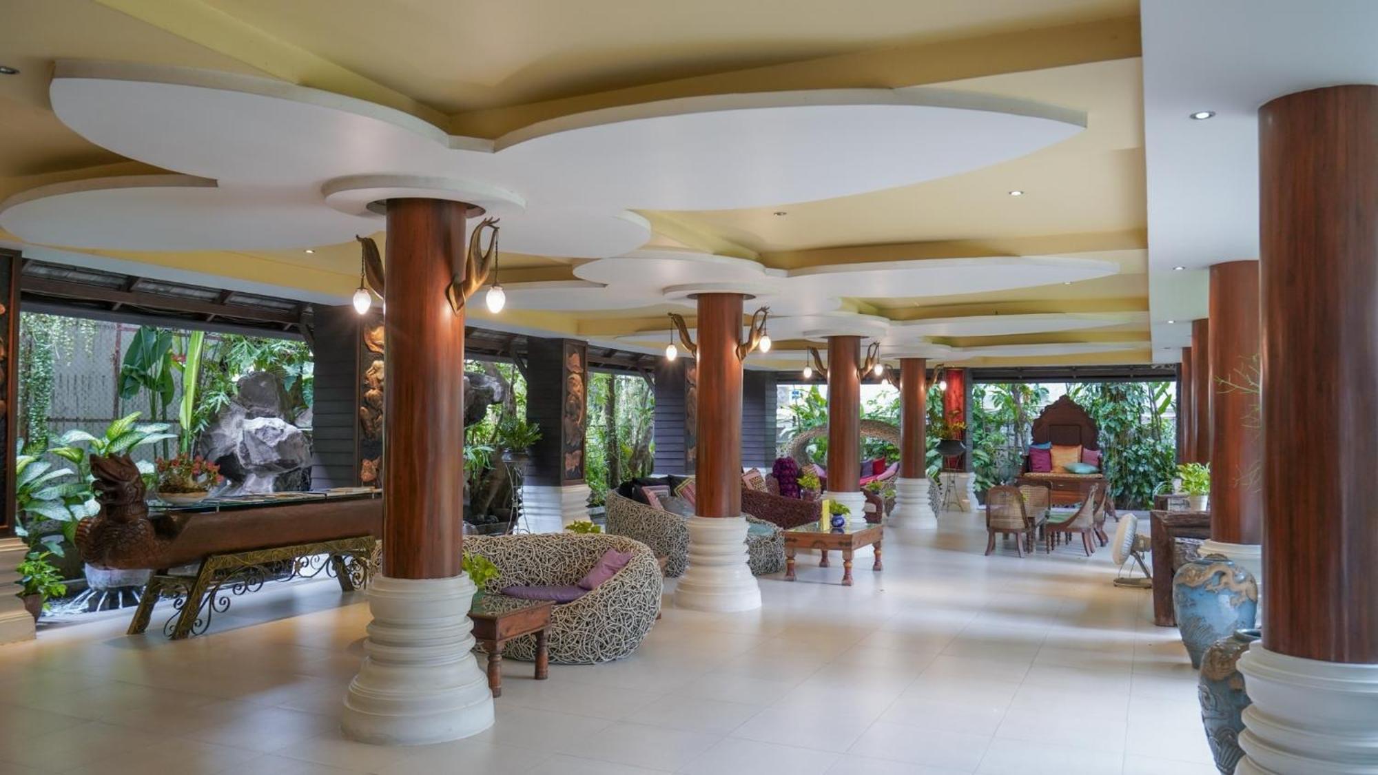צ'יאנג מאי Kodchasri Thani Hotel Chiangmai מראה חיצוני תמונה
