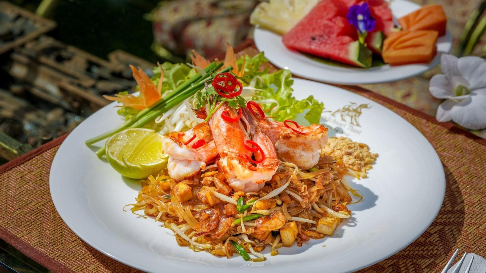 צ'יאנג מאי Kodchasri Thani Hotel Chiangmai מראה חיצוני תמונה