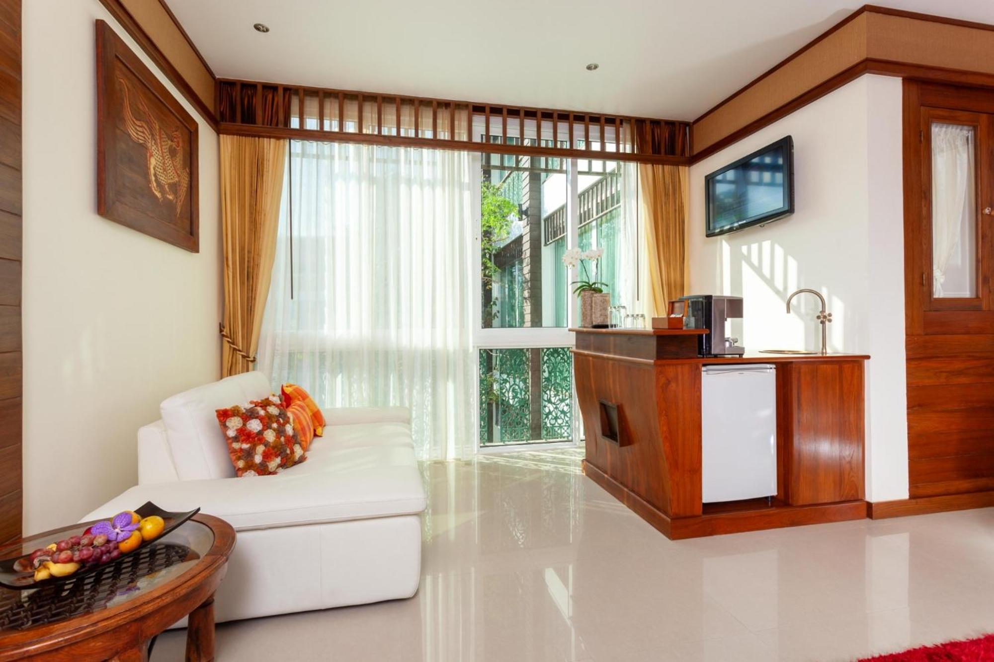 צ'יאנג מאי Kodchasri Thani Hotel Chiangmai מראה חיצוני תמונה